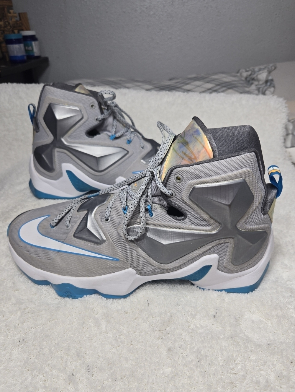Size 12 - Nike LeBron 13 Blue Lagoon 2015 No Box - Picture 2 of 13